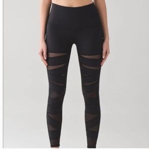 Lululemon tech mesh 7/8 leggings 6